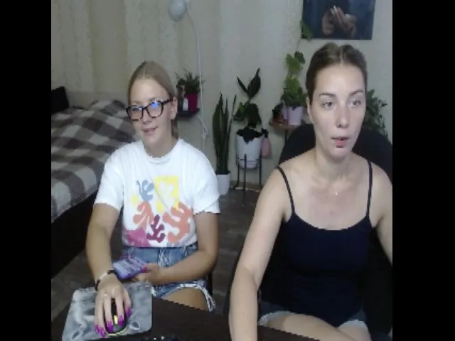 Live sex webcam photo for UrBlack_Kitty #253692542