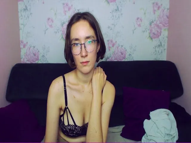 Live sex webcam photo for CleverAlexiss #253383802