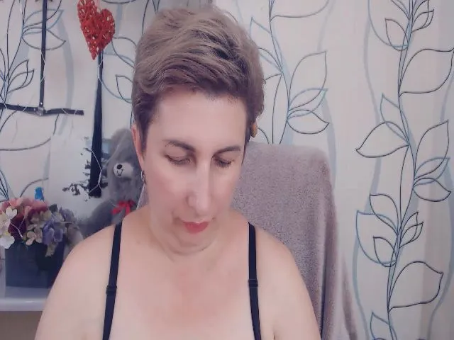 Live sex webcam photo for DepravedMadam #263008449