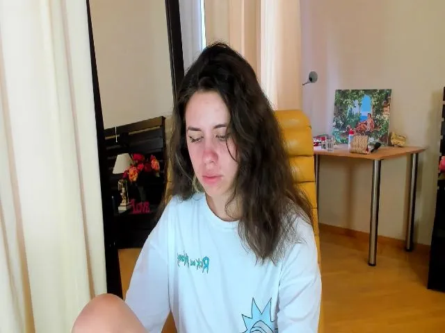 Live sex webcam photo for HildaBoom_77 #256300165