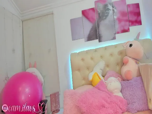 Live sex webcam photo for CamilaTN #262452092