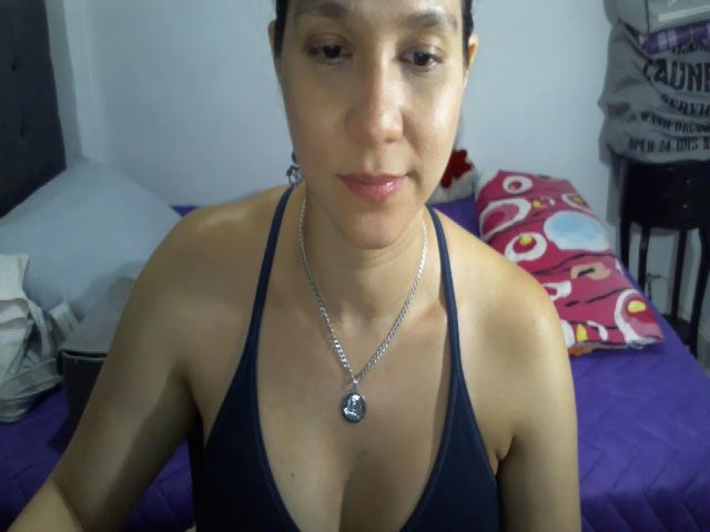 Live sex webcam photo for Sofiahenao #257405901