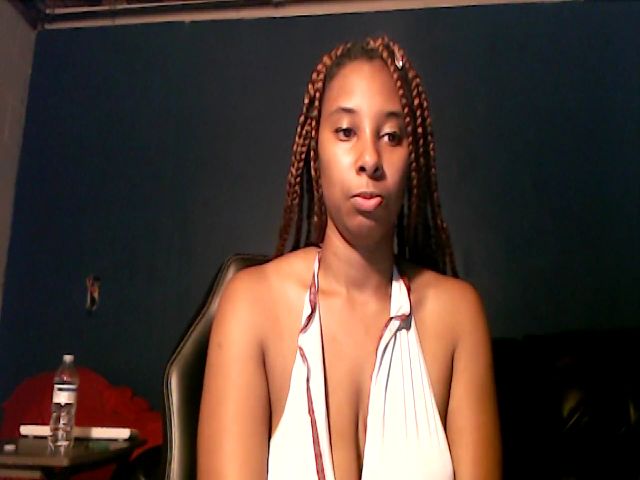 Live sex webcam photo for sweetieslayz #259733085