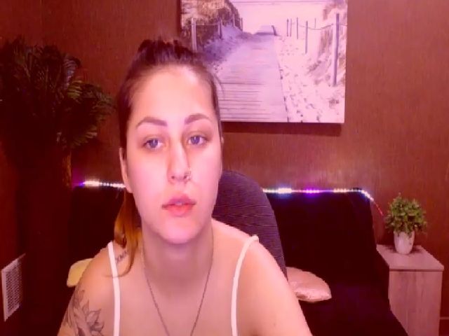 Live sex webcam photo for MsDream_ #255885163