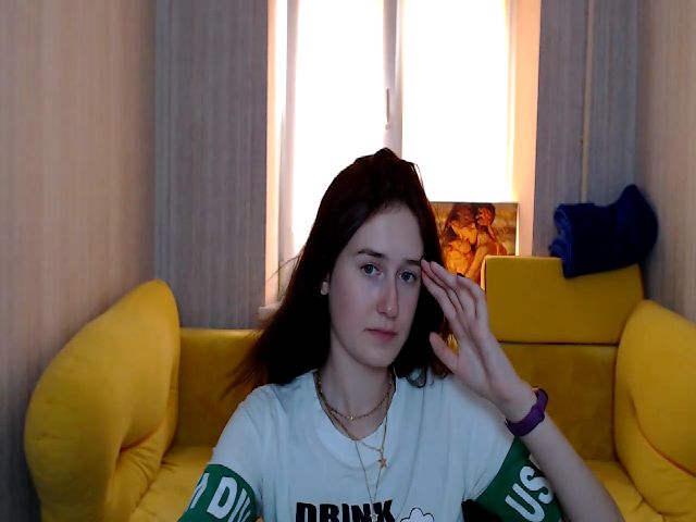 Live sex webcam photo for Honey_dream #260606665