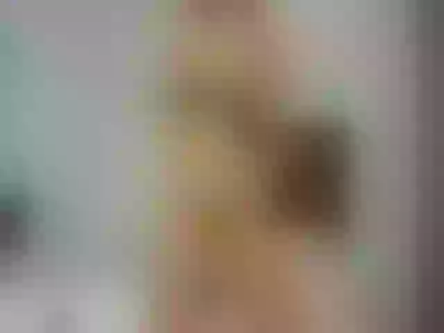 Live sex webcam photo for LittleRed2u #254290926