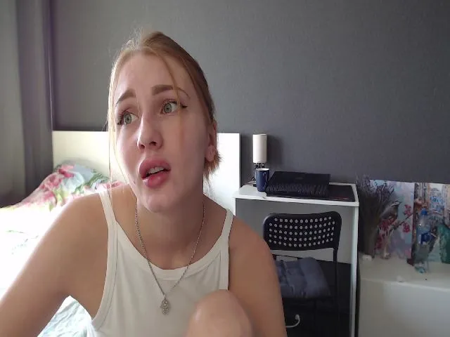 Live sex webcam photo for Netflixi #256662572