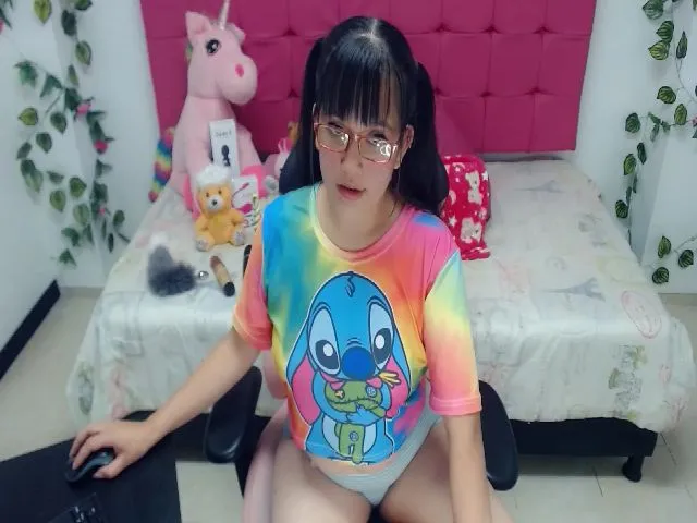Live sex webcam photo for Pink_queenn #255588373
