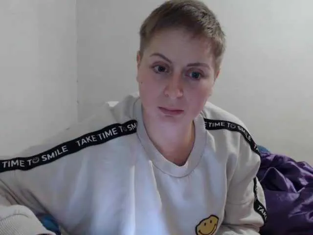 Live sex webcam photo for sandriana #240929018