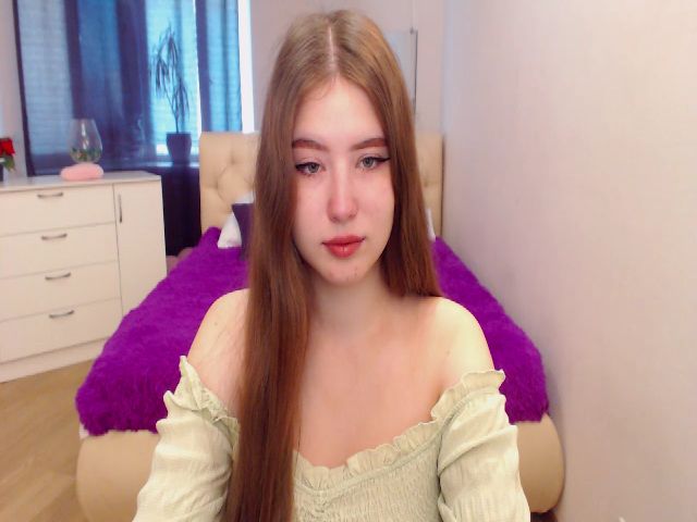 Live sex webcam photo for AdmireMyEyes #259741998