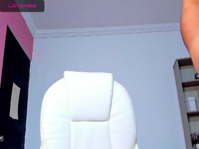 Live sex webcam photo for Tasha_cooper1 #255350836