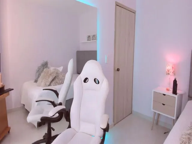 Live sex webcam photo for Jessy_Fisher #260734447