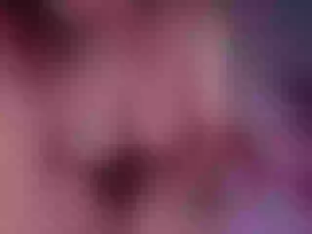 Live sex webcam photo for Melannie1 #252590448