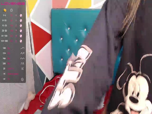 Live sex webcam photo for TATIANA_WD #287858913