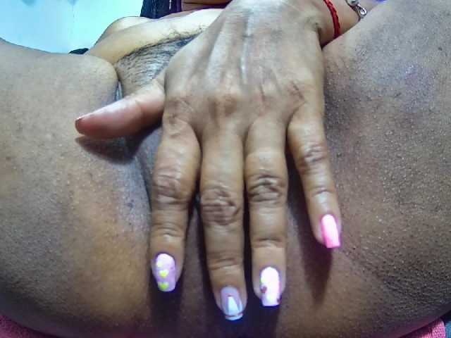 Live sex webcam photo for sarah-hot #254320506