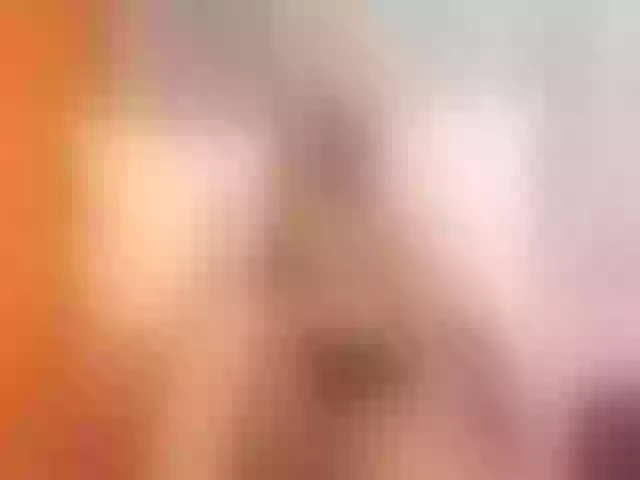 Live sex webcam photo for Sweetnozie #254985352