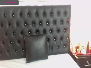 Live sex webcam photo for Shantal_19 #252037238