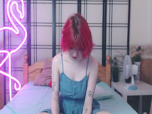 Live sex webcam photo for MinaSanna #263002566