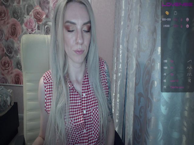 Live sex webcam photo for MaryJaness #255420329