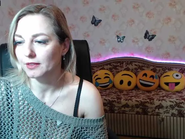 Live sex webcam photo for sonya2121 #241411481