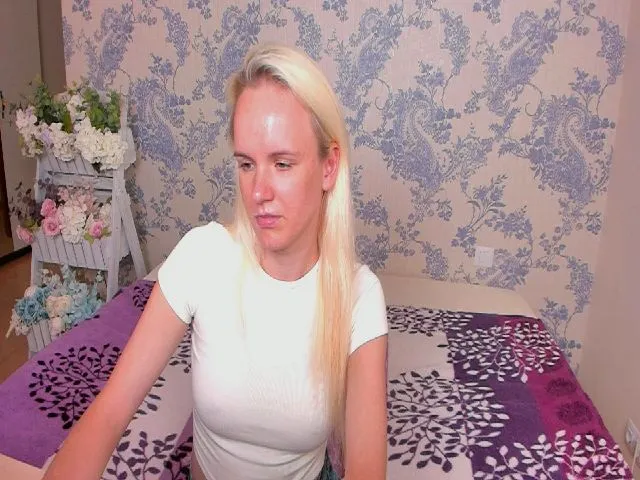 Live sex webcam photo for SusanSmite #257894065