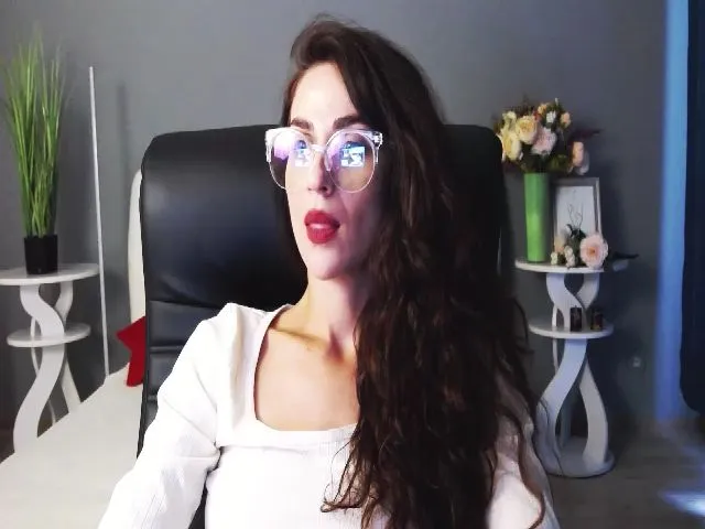 Live sex webcam photo for VictoriaJamy #258635723