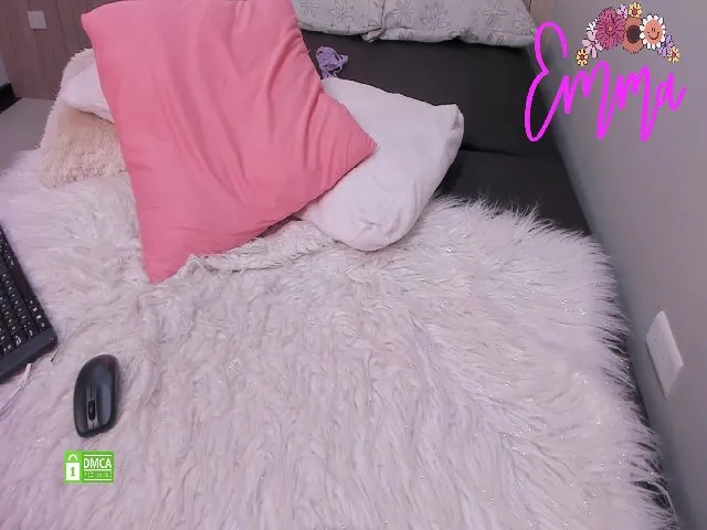 Live sex webcam photo for EmmaSiff #255141338