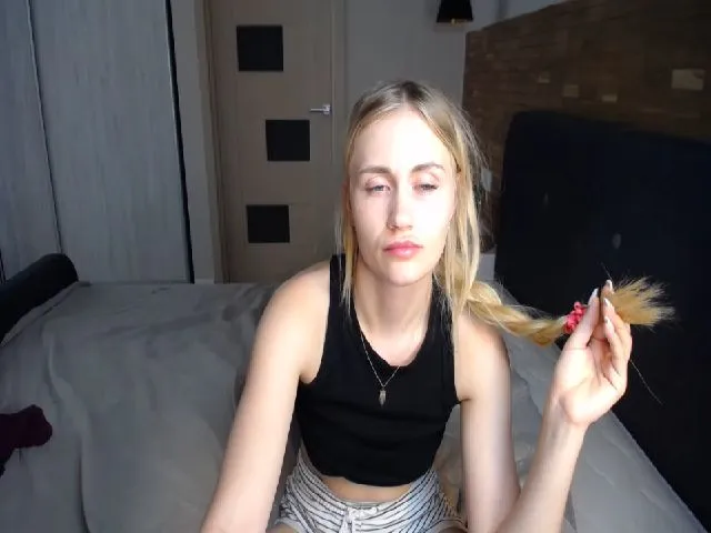 Live sex webcam photo for MELANI_A #262986897