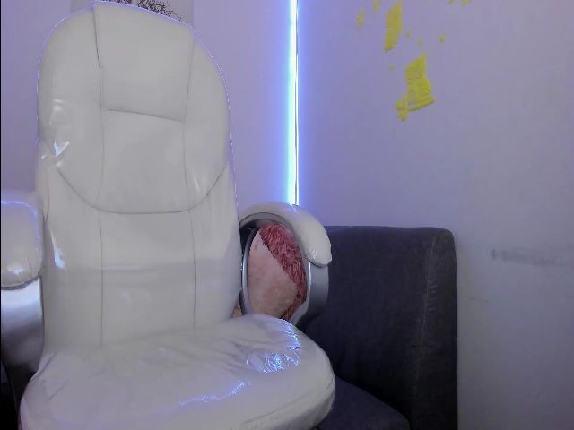 Live sex webcam photo for Connie__jones #261630571