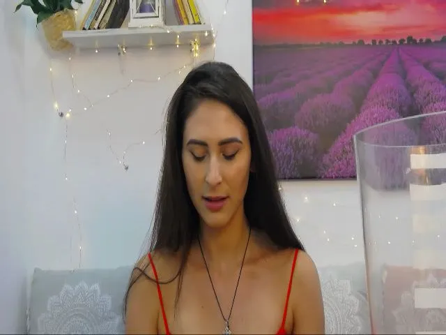 Live sex webcam photo for MaraW #258182547