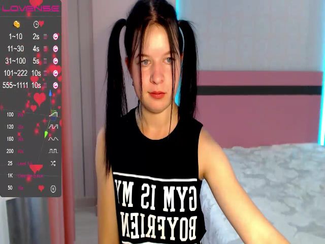 Live sex webcam photo for AnnaFols #263523914