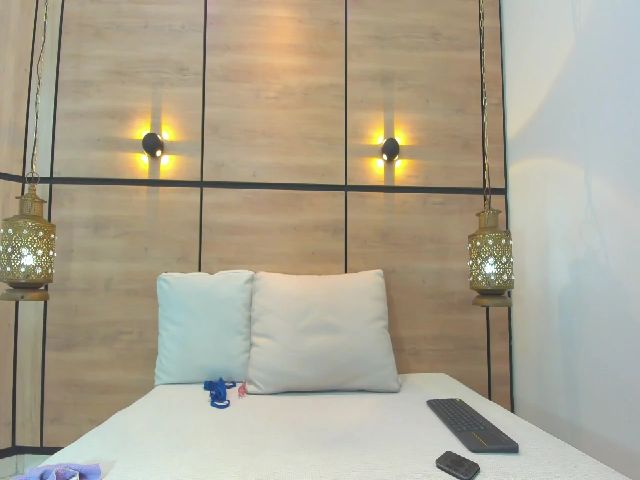 Live sex webcam photo for Paula_cossio #255105647