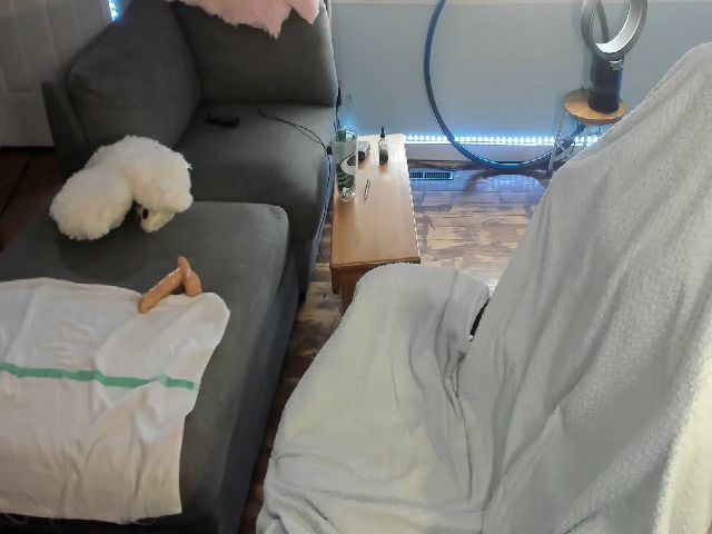 Live sex webcam photo for Janrubygirl #261530059