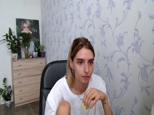 Live sex webcam photo for Springibabby #254408165