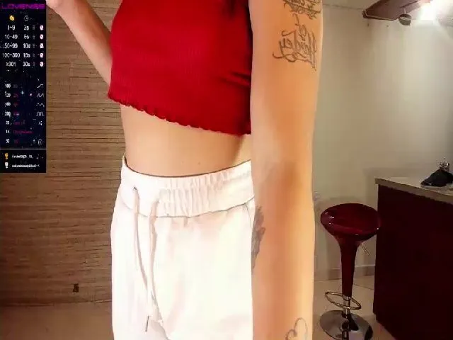 Live sex webcam photo for Rebeccawild_ #255979035