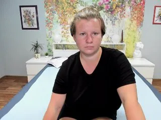 Live sex webcam photo for CoconutLegs #240485442