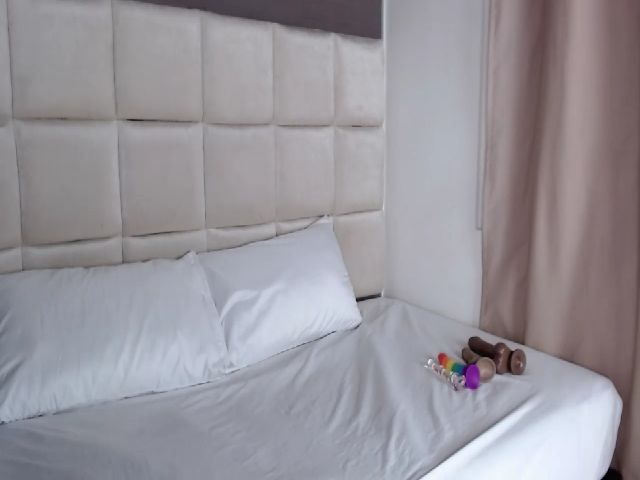 Live sex webcam photo for Liza_david #252306753