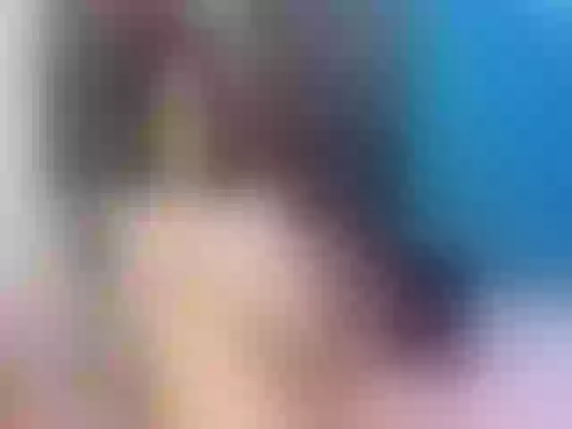 Live sex webcam photo for AngeelJones #254285219