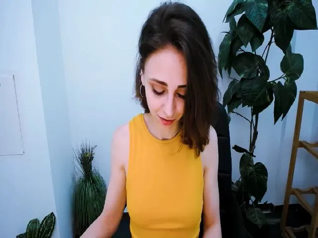 Live sex webcam photo for Tetti_Korti #252481480