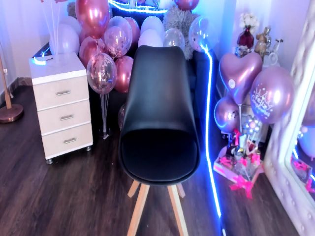 Live sex webcam photo for Millysandler #265011914