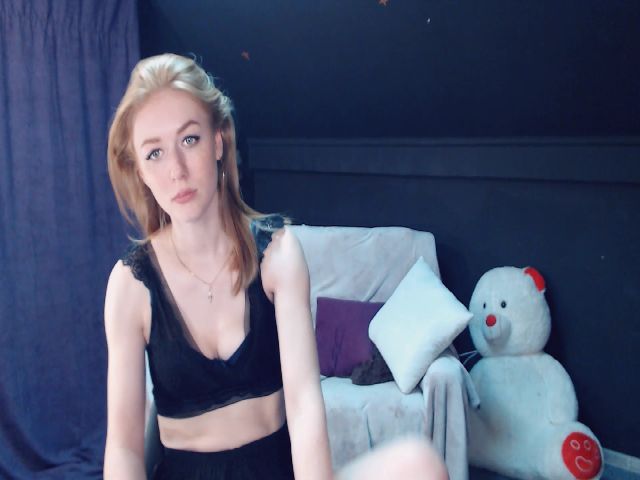 Live sex webcam photo for SunShine_A #252675251