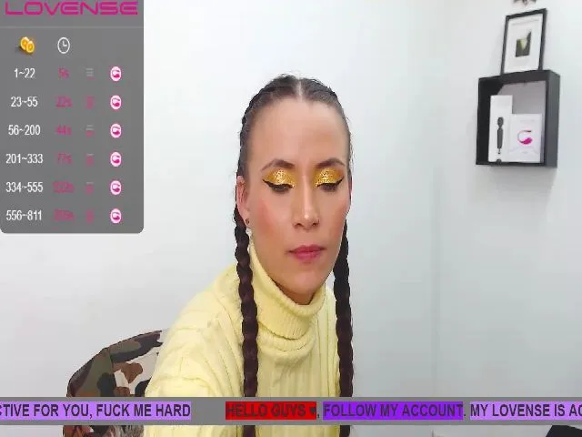 Live sex webcam photo for Avaa22_ #254631237