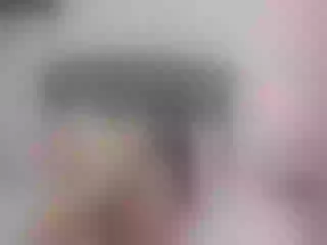 Live sex webcam photo for YoursLauren #259844807