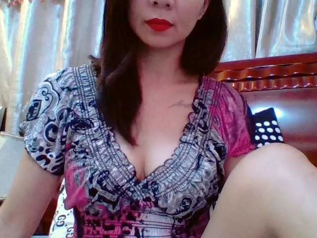 Live sex webcam photo for pornadrianna #255850447