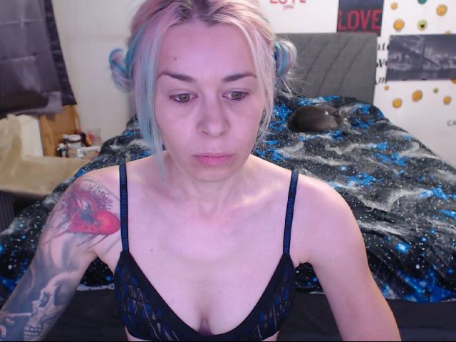 Live sex webcam photo for Directgirl #262587505