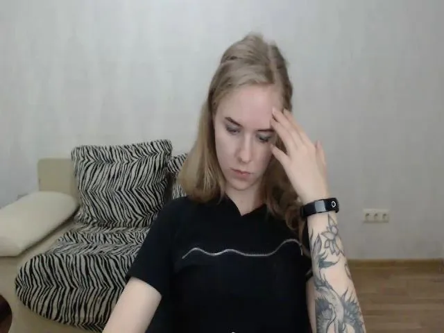 Live sex webcam photo for Limana_xo #260907487