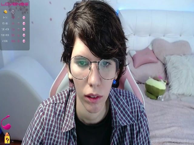 Live sex webcam photo for Eligos69 #262530408