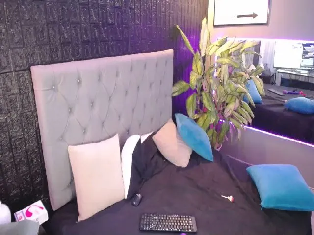 Live sex webcam photo for Ayisha_ #265152976