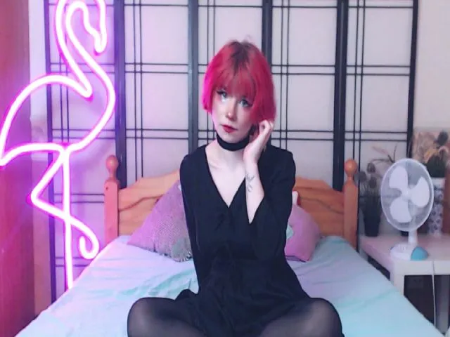 Live sex webcam photo for MinaSanna #265474251