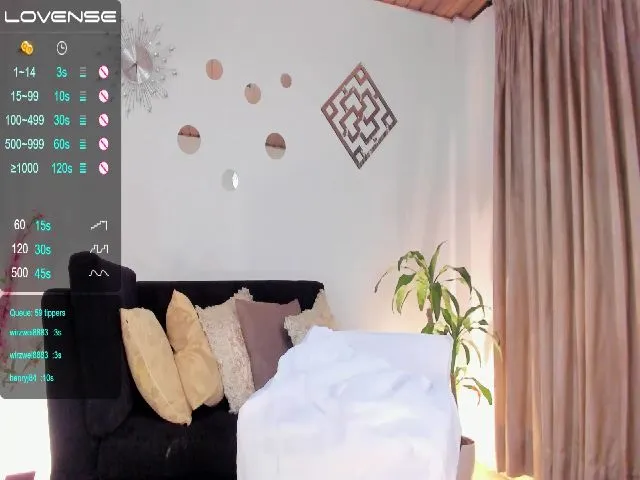Live sex webcam photo for Lizztayler91 #254306340